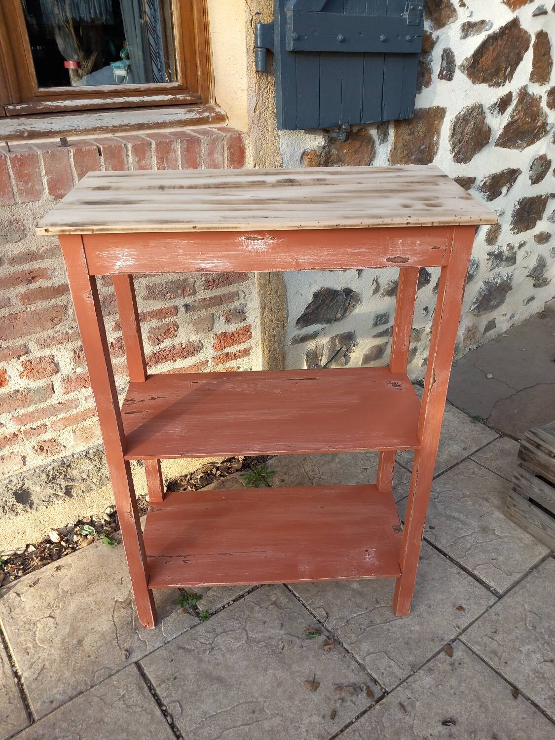 Old furniture/shelf on legs
