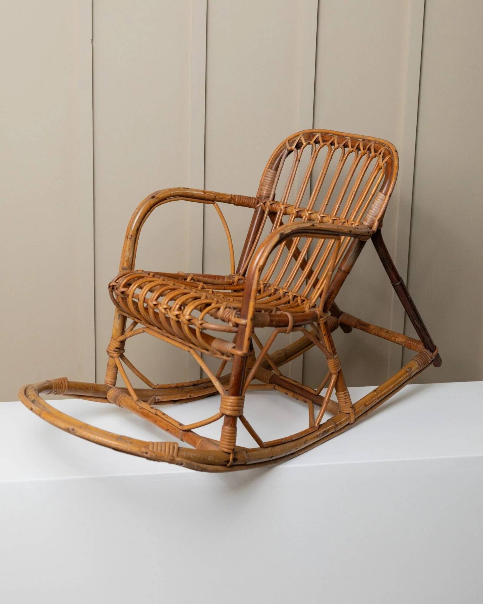 Vintage bamboo rocking chair for children - Bohemian chair - Mid-Century design - Italy 1970s