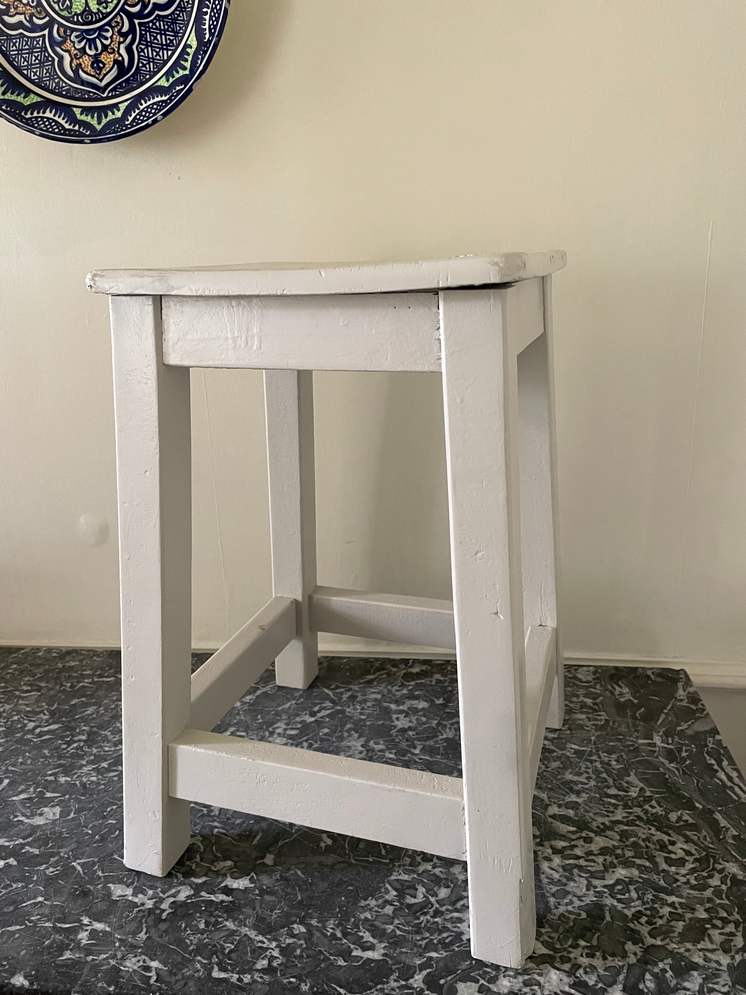 Workshop stool