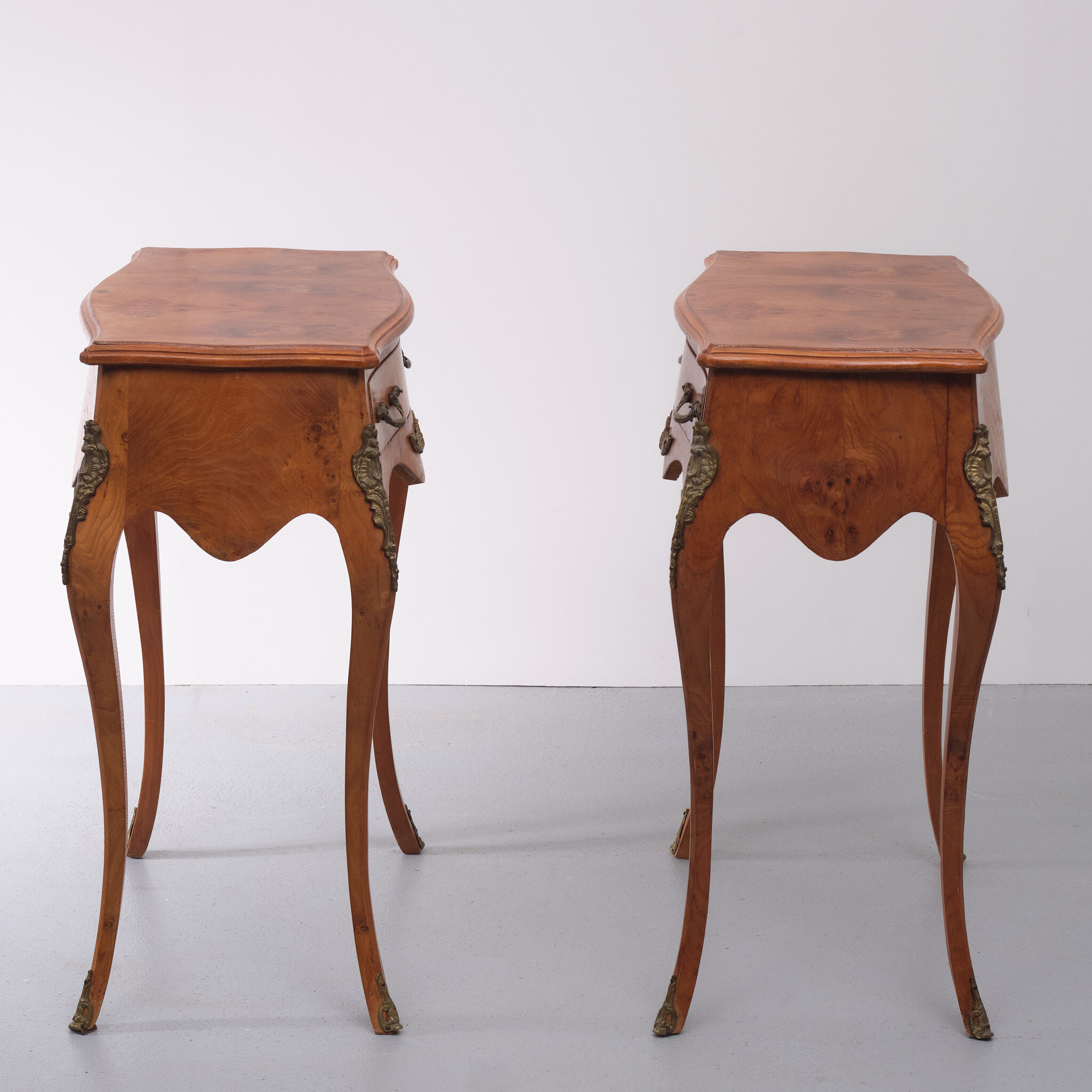 2 italian burl side tables louis xv style
