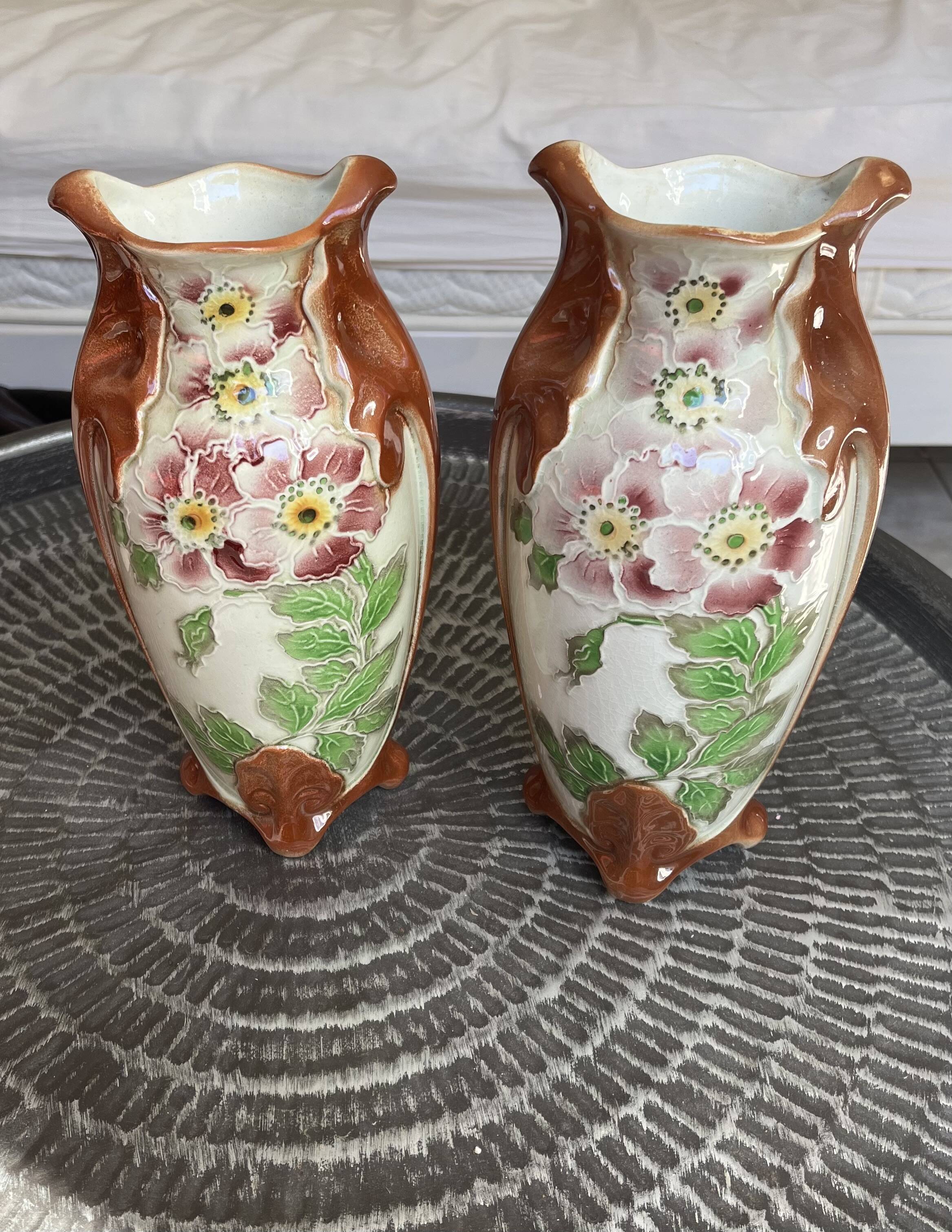 Paire de vase barbotine art nouveau