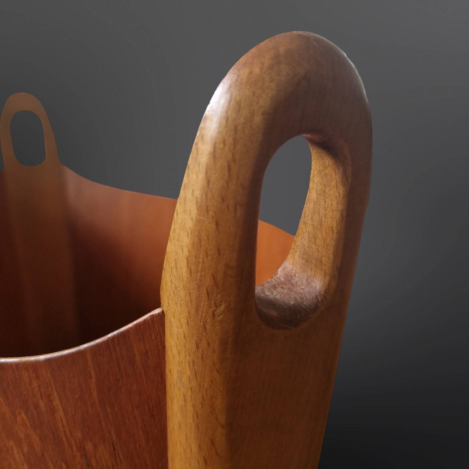 Mid century design paper basket by Einar Barnes for PS Heggen, Norway 1960s