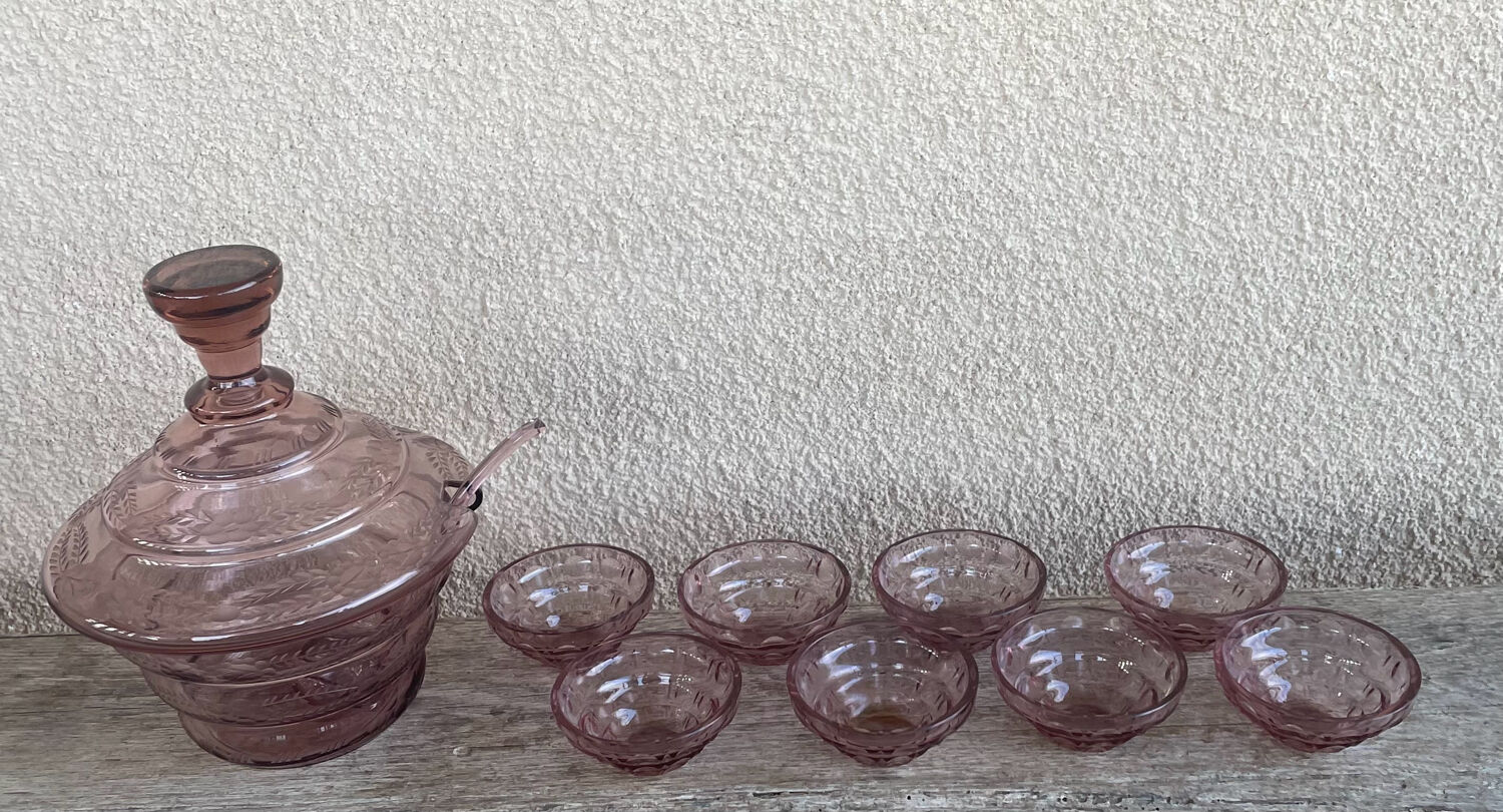 ENGRAVED CRYSTAL PUNCH SERVICE