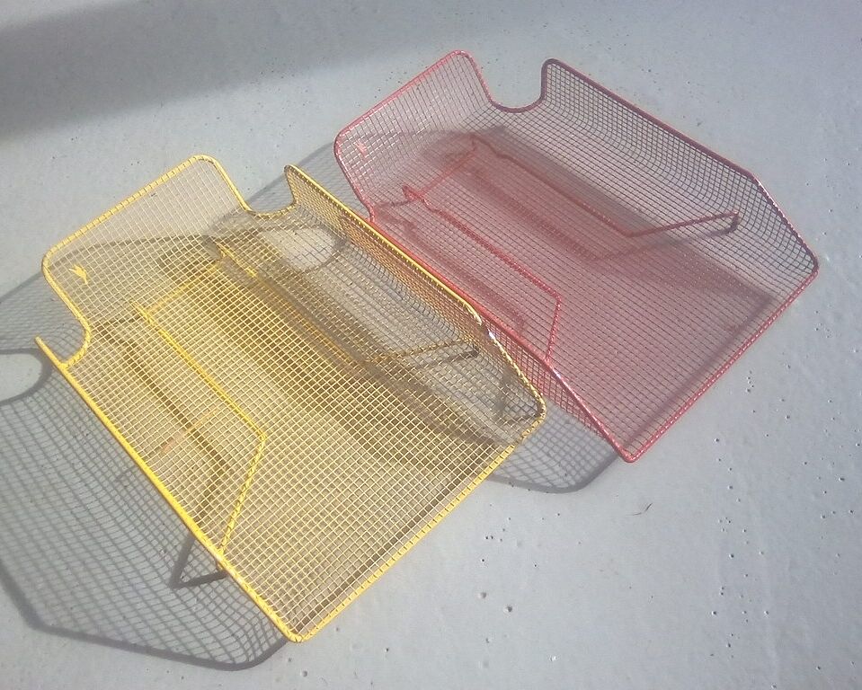 2 metal baskets 80's