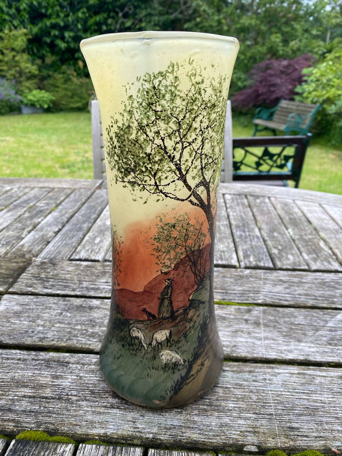 Vase forme diabolo Théodore Legras