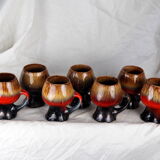 Seven large brown, black and red volcanic free-form mugs - Vallauris, Fat lava - 60s / 70s