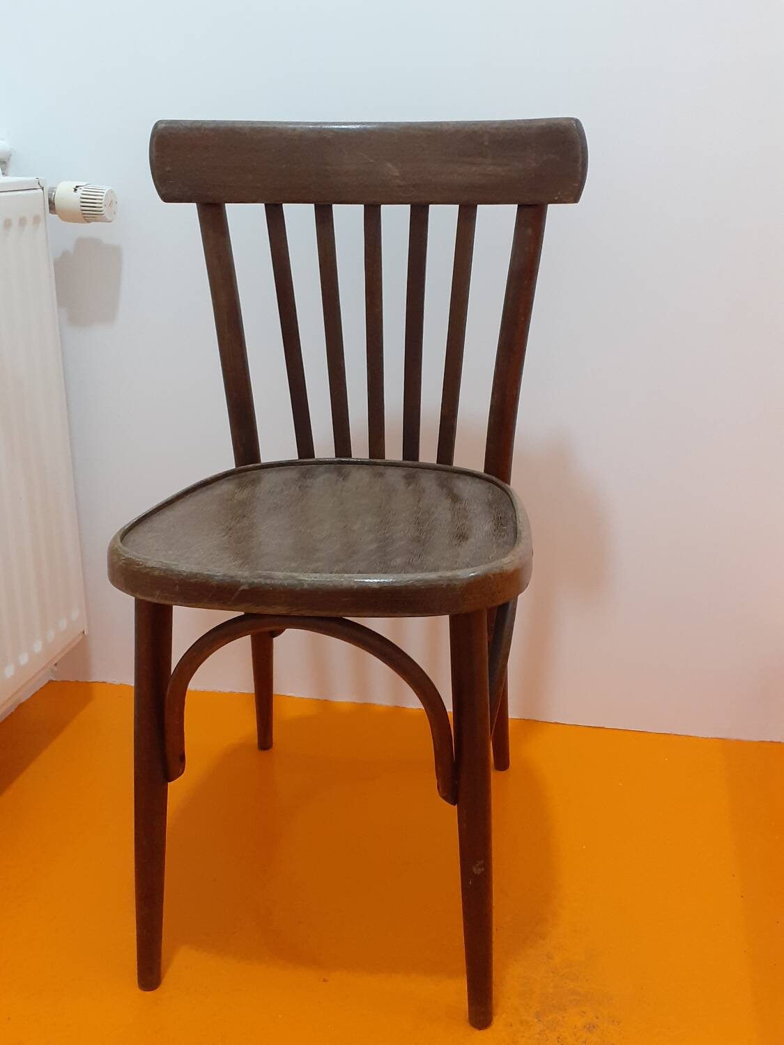 Bistro chair