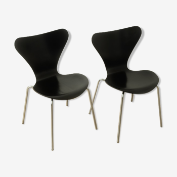 2 chaises modèle 3107, Arne Jacobsen