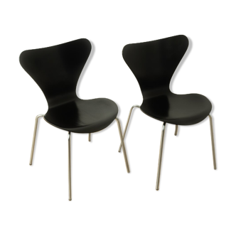 2 chaises modèle 3107, Arne Jacobsen