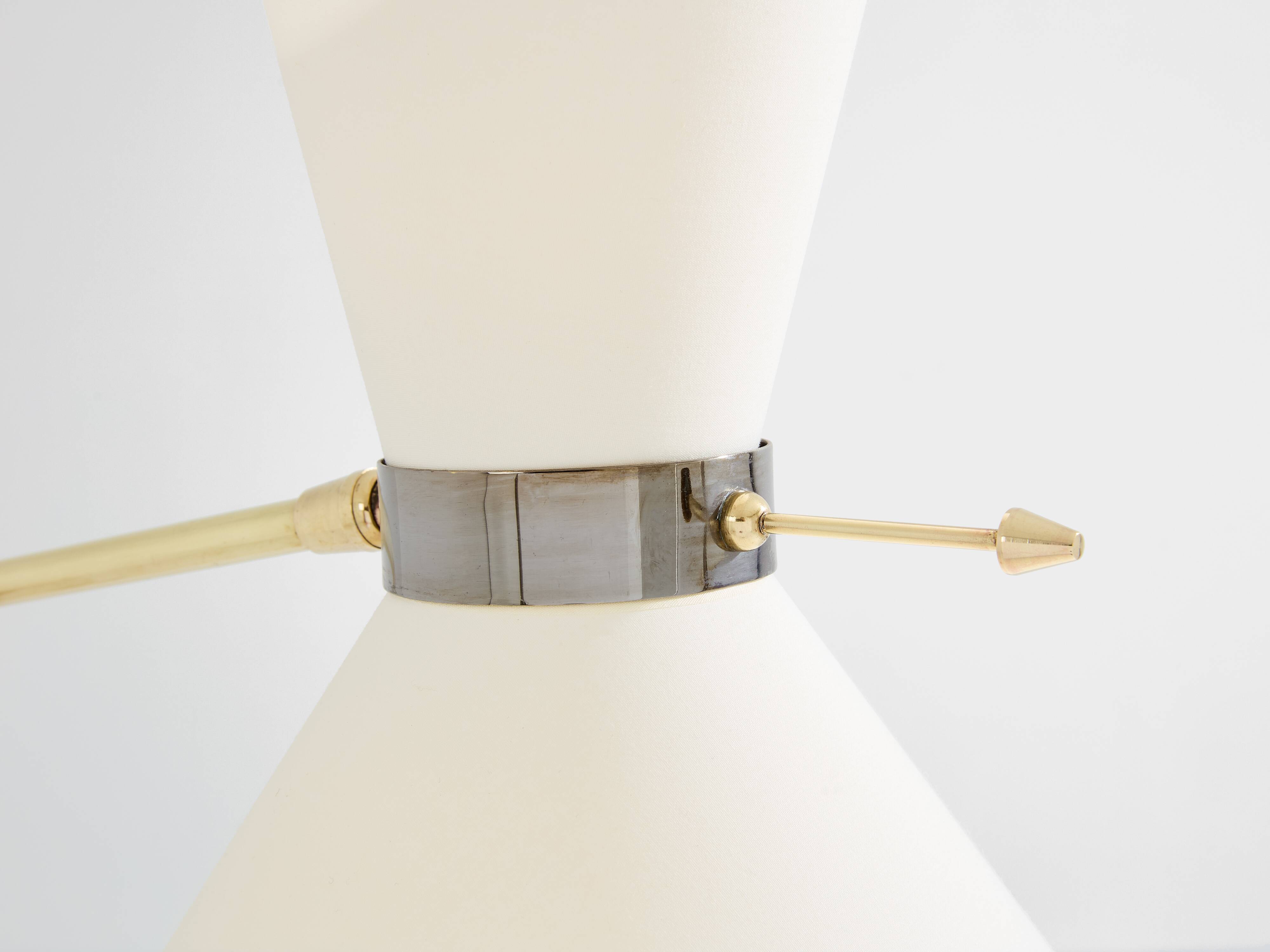 Maison Lunel lampadaire diabolo laiton canon de fusil vers 1950