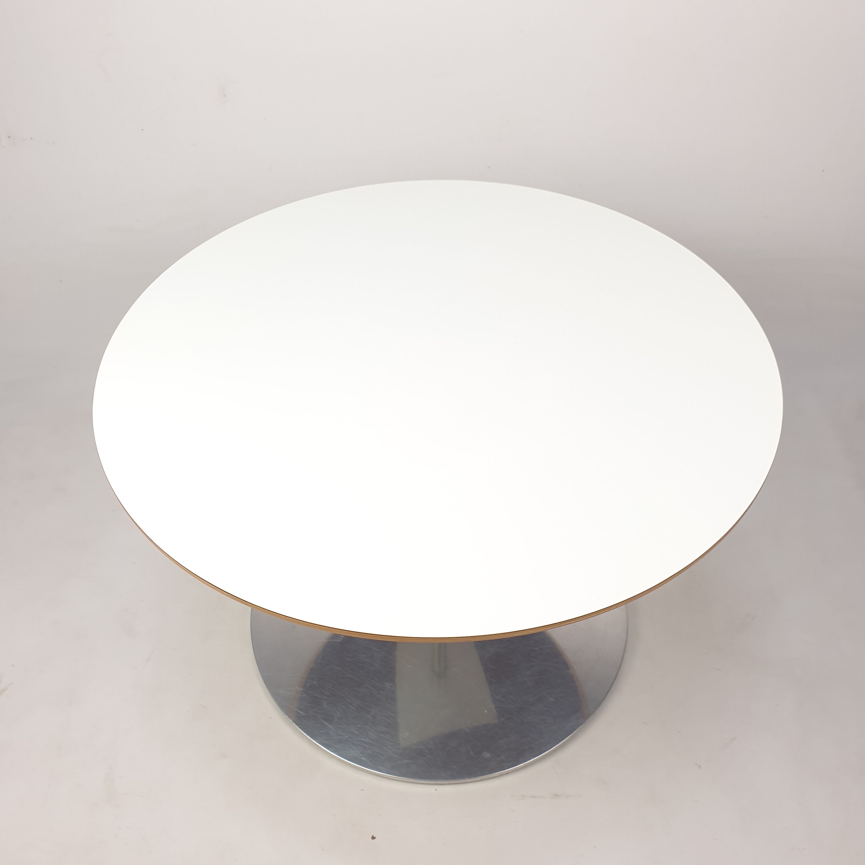 Round Coffee Table by Pierre Paulin for Artifort, 1990s