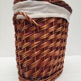 Wicker storage basket, oval and lined with fabrics, with lid