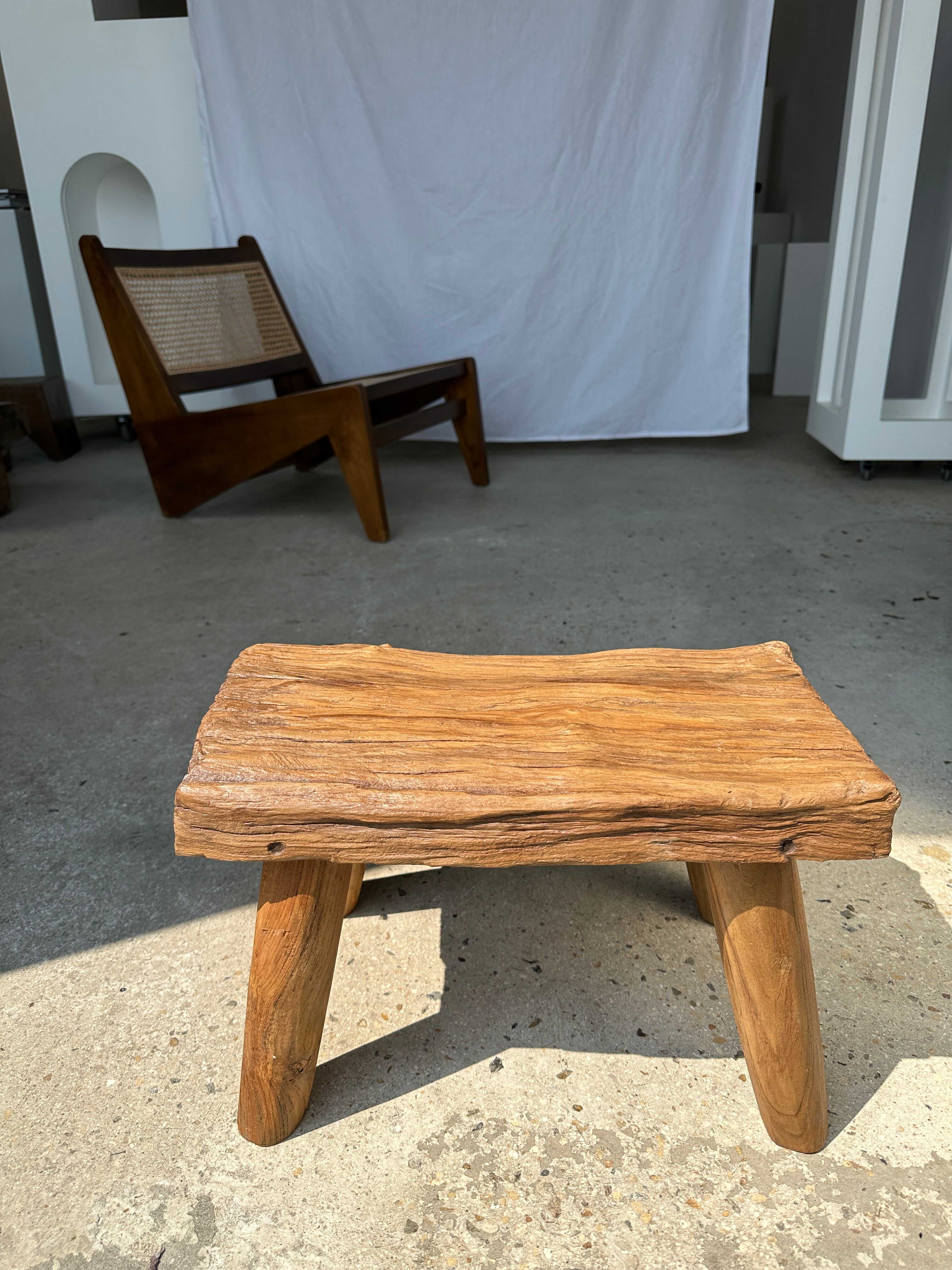 Small side table or stool in blond teak H:30 L43 l27
