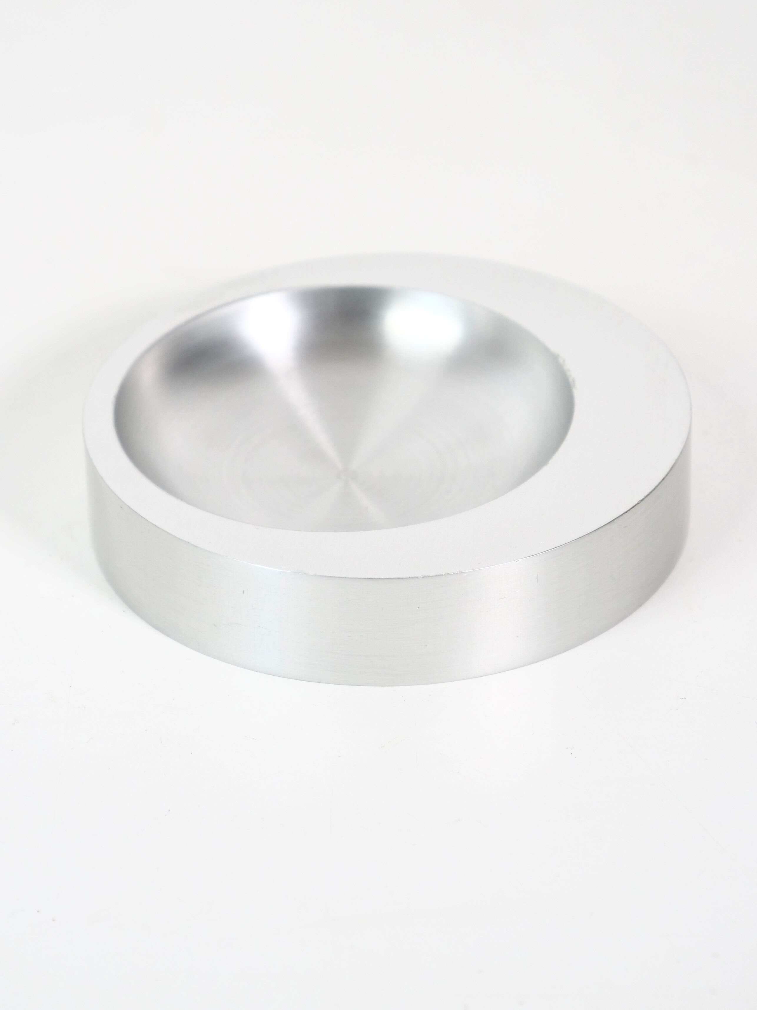 Empty pocket in aluminium