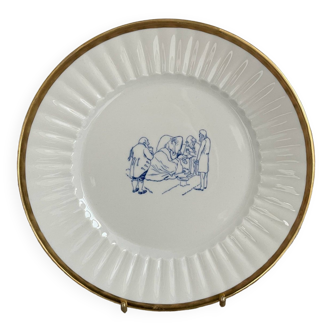 Decorative plate, porcelain, Limoges, stamped on the reverse, MG, golden outline, drawing decoration