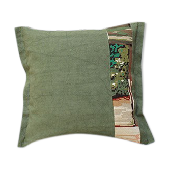 Green upcycled cushion "the door" - 40x40 cm - linen & canvas