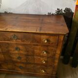 Antique chest of drawers