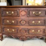 Eighteenth-century style chest of drawers in oak.