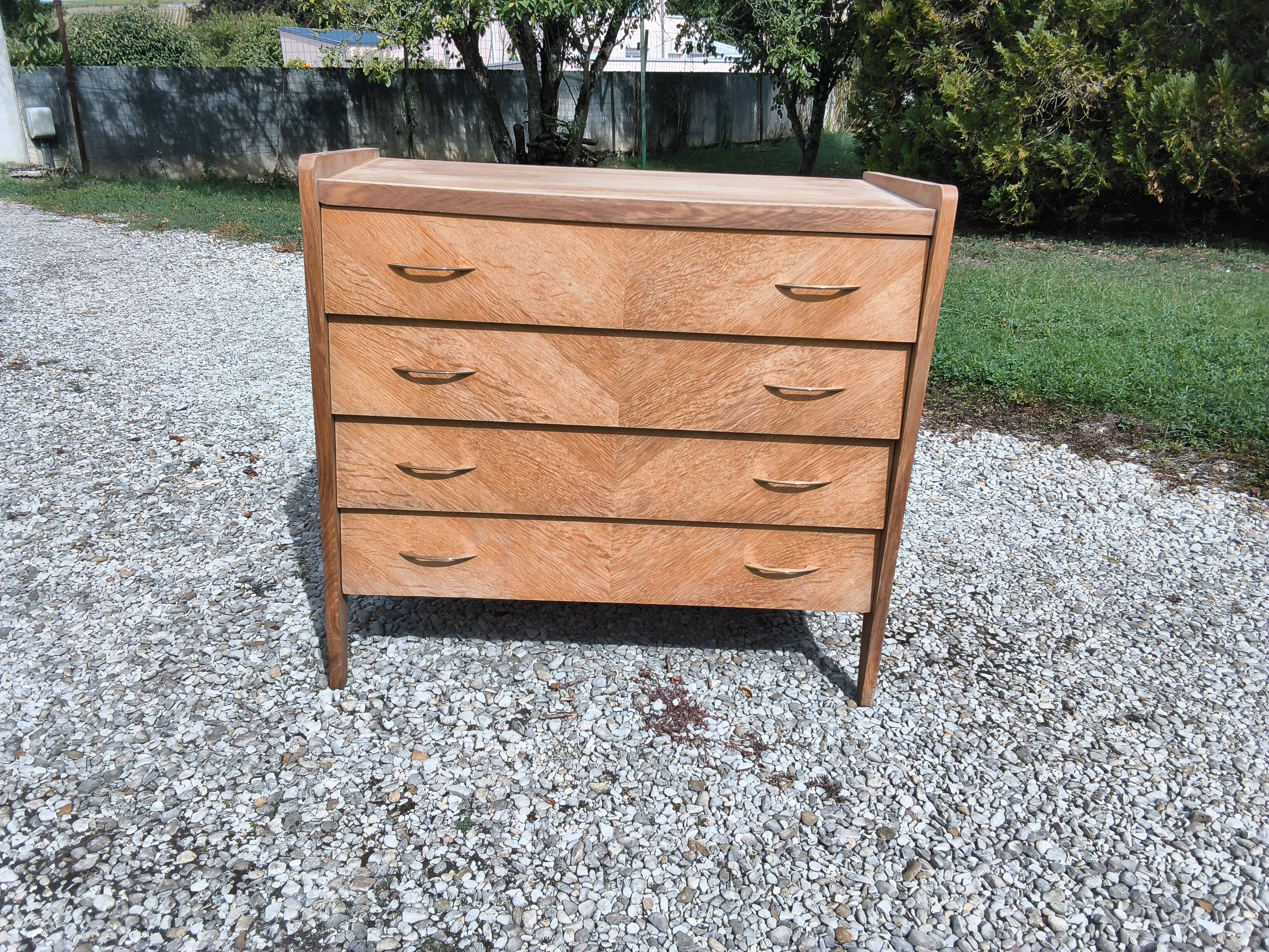Commode