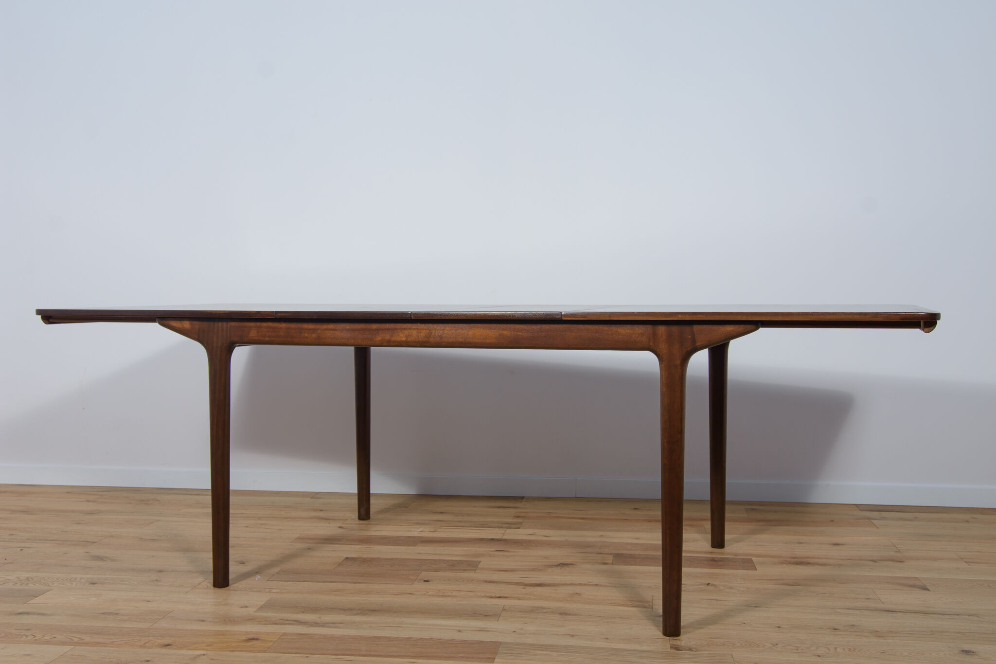 Mid-Century Teak Extendable Dining Table from McIntosh, 1960s