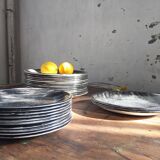 Lot d’assiettes graphiques Salins