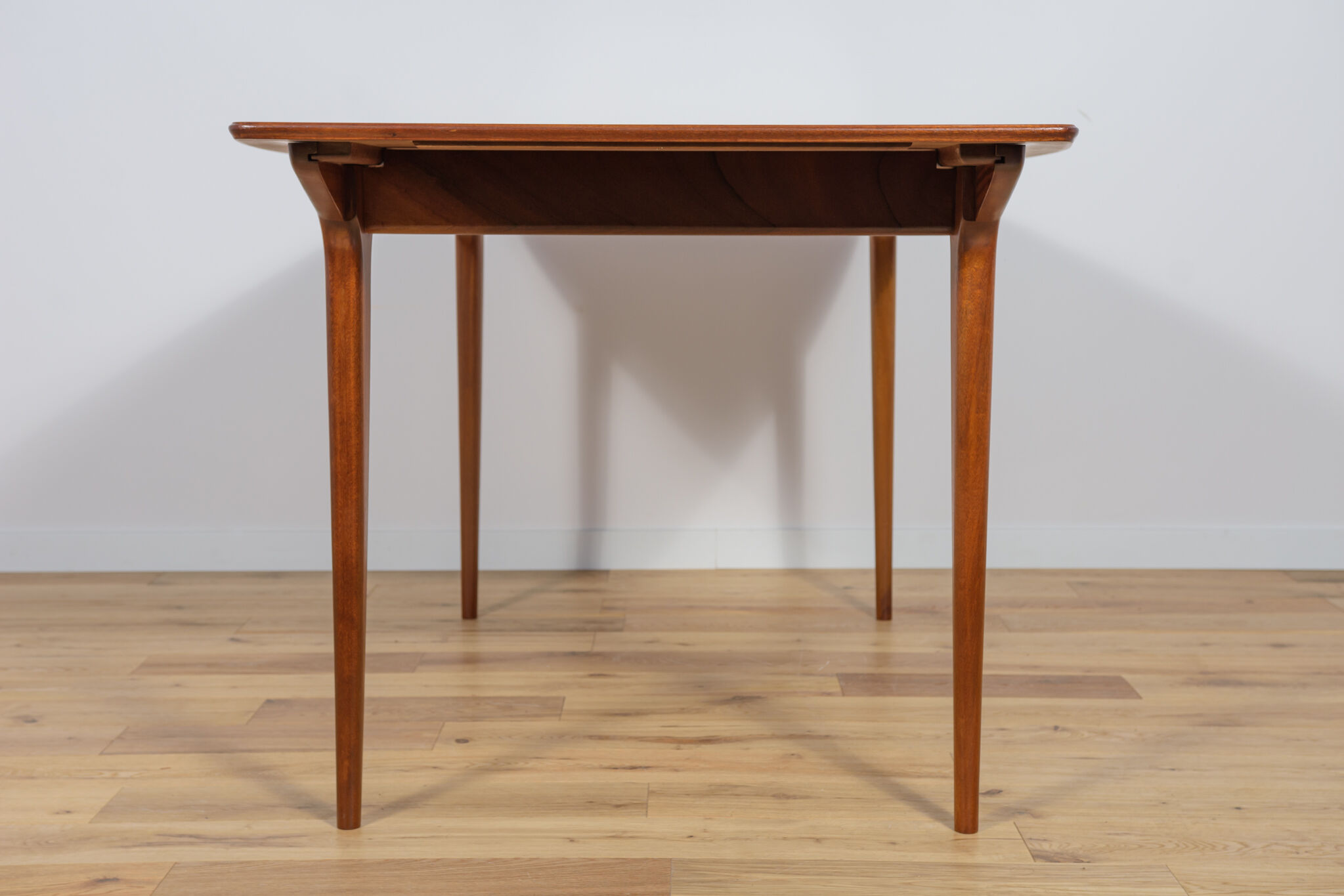 Mid-century teak extendable dining table from Mcintosh, 1960s