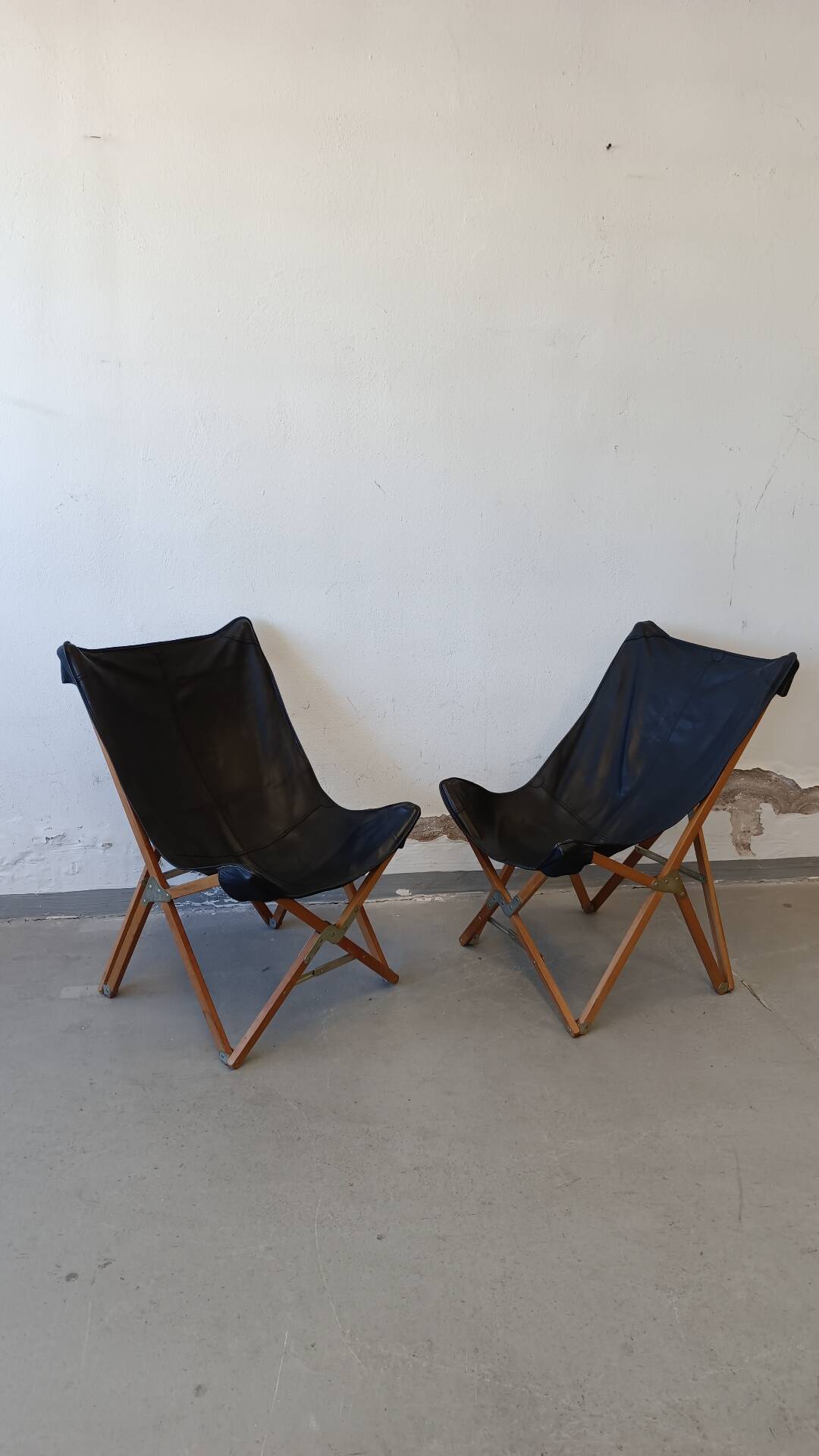 Pair of butterfly chairs