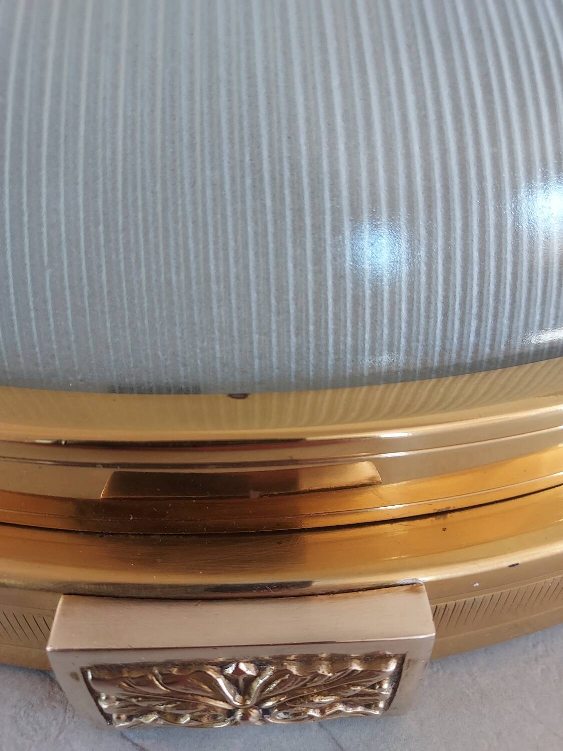 Plafonnier verre Holophane Maison Petitot