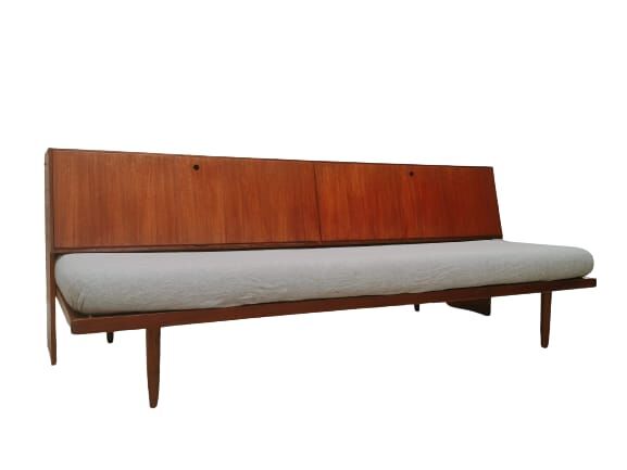 Mid Century daybed, sofa bed