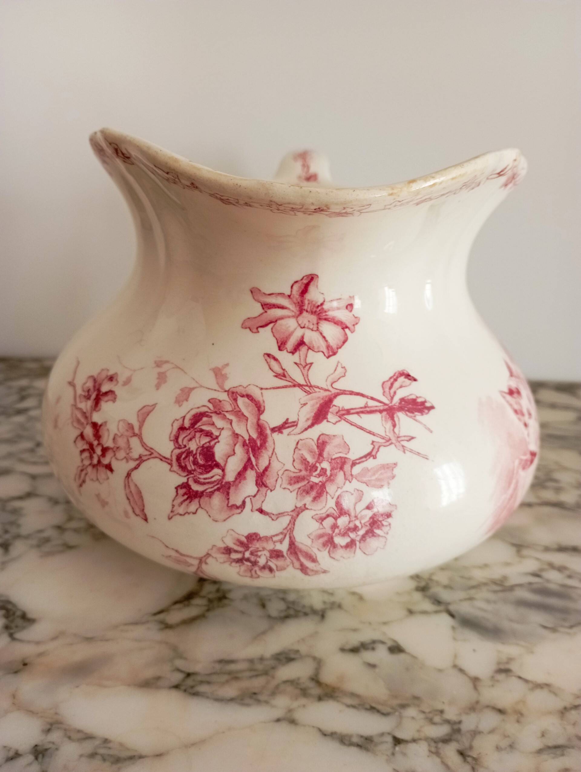 Terre de Fer pitcher