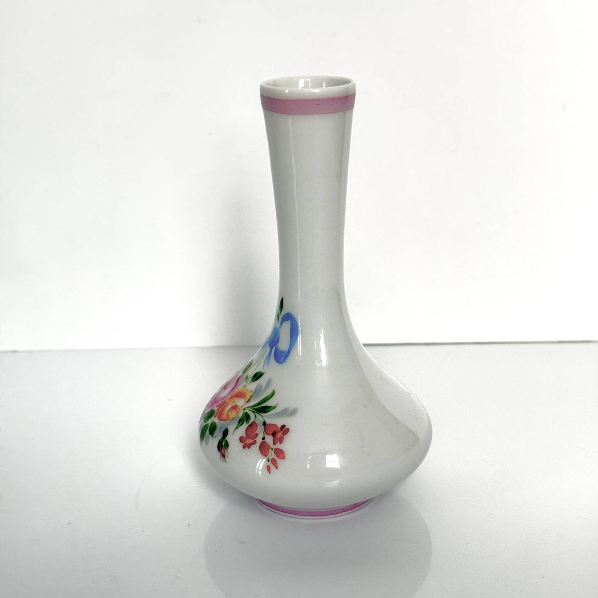 Soliflore en porcelaine de Limoges peint à la main | Ruban/Nœud