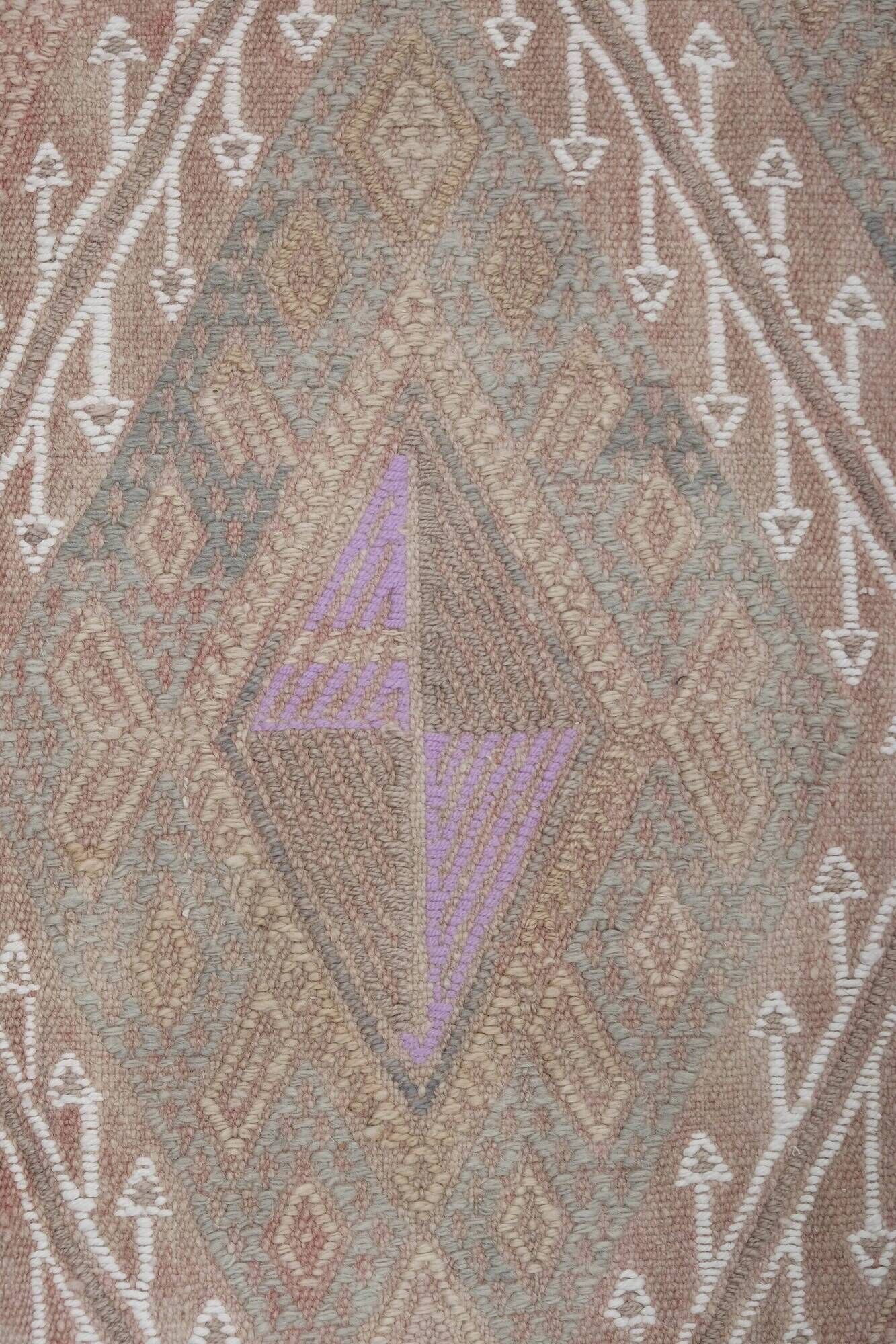 Vintage Turkish kilim, handwoven, 157x222 cm.