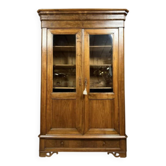 Louis Philippe - Charles X period bookcase in walnut circa 1820