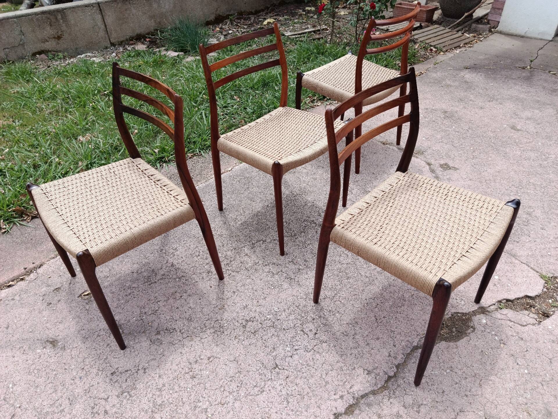 Chaises no78 palissandre/ corde Niels Otto Moller