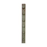 Old wooden pad 6 hangs