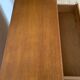 Commode vintage en chêne pied compas