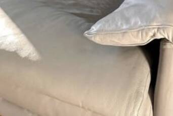 Original leather sofa and design by Paolo Piva for B&B