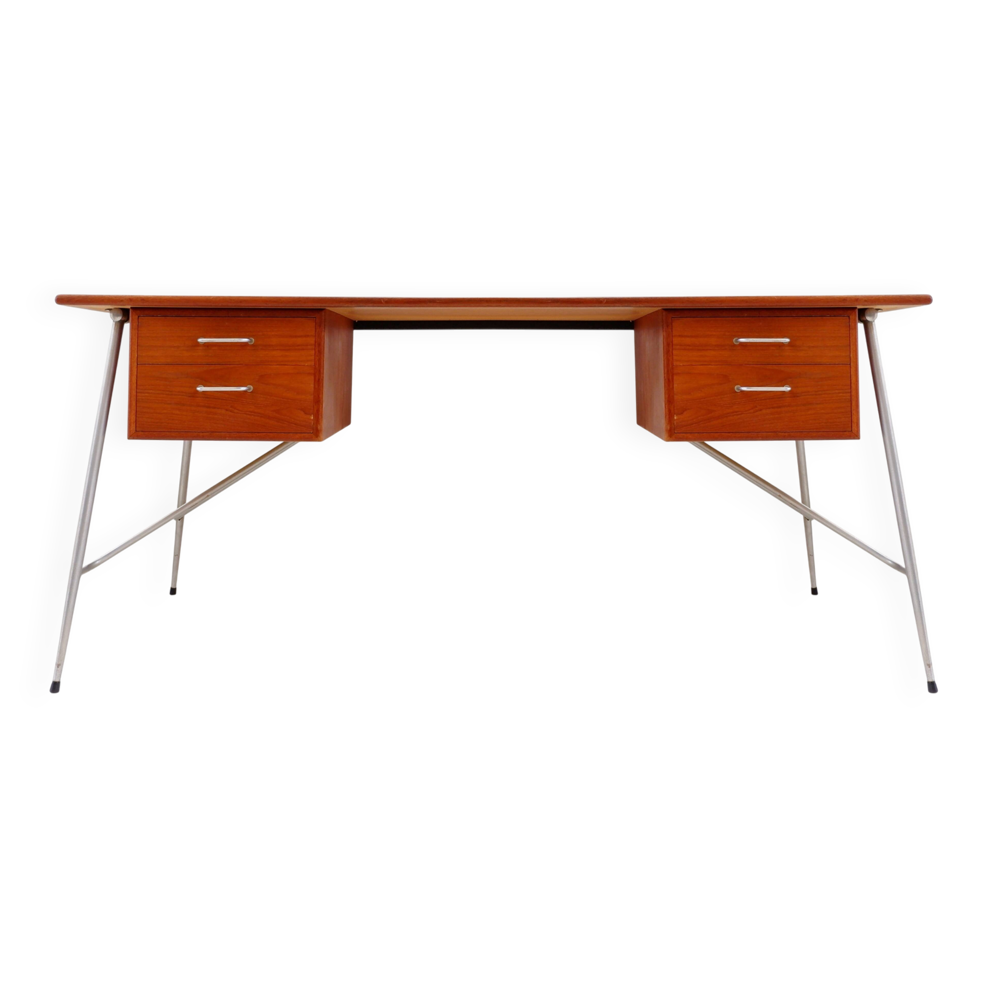 Model 202 teak desk by Børge Mogensen, 1950s