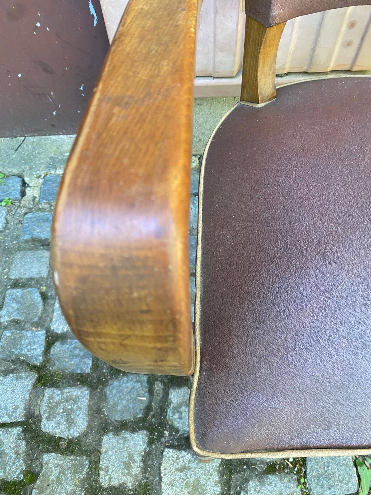 Art Deco bridge armchairs in leather from the 1950s.