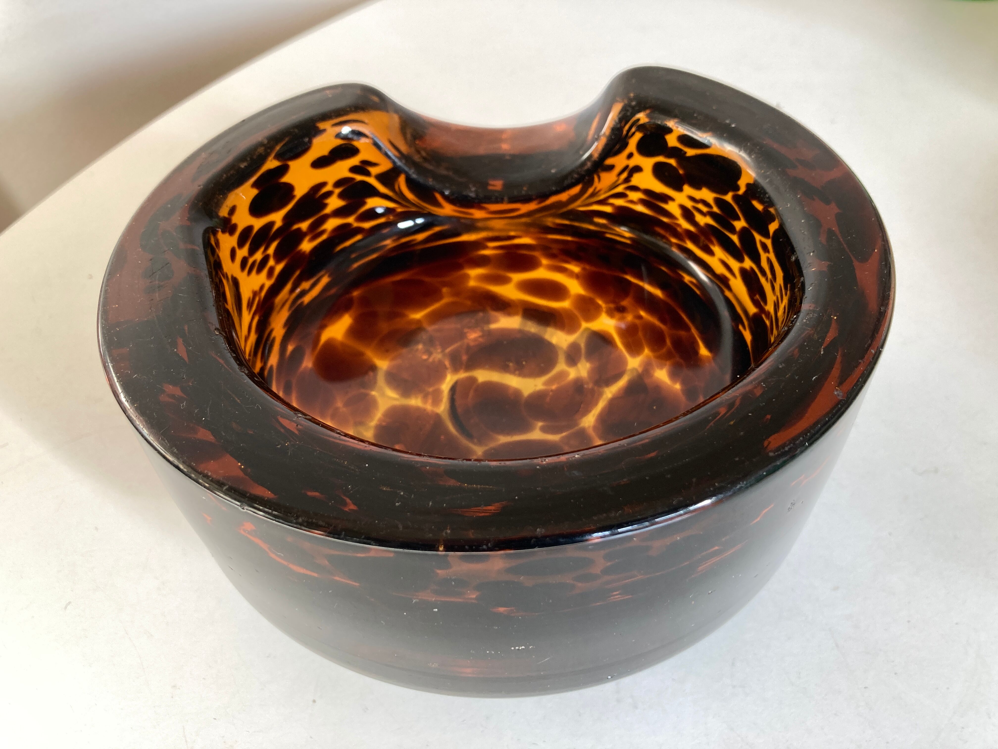 Empty glass pocket blown tortoiseshell 1970 XL
