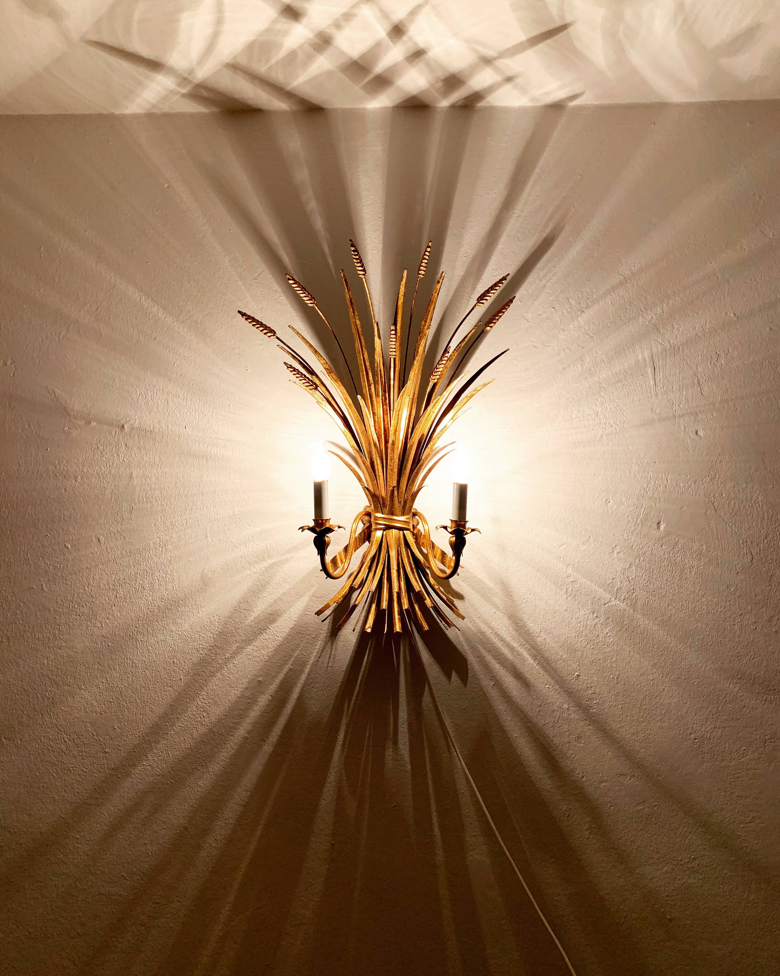Gilded Italian Hollywood Regency metal wall lamp by Hans Kögl