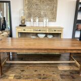 Convent table