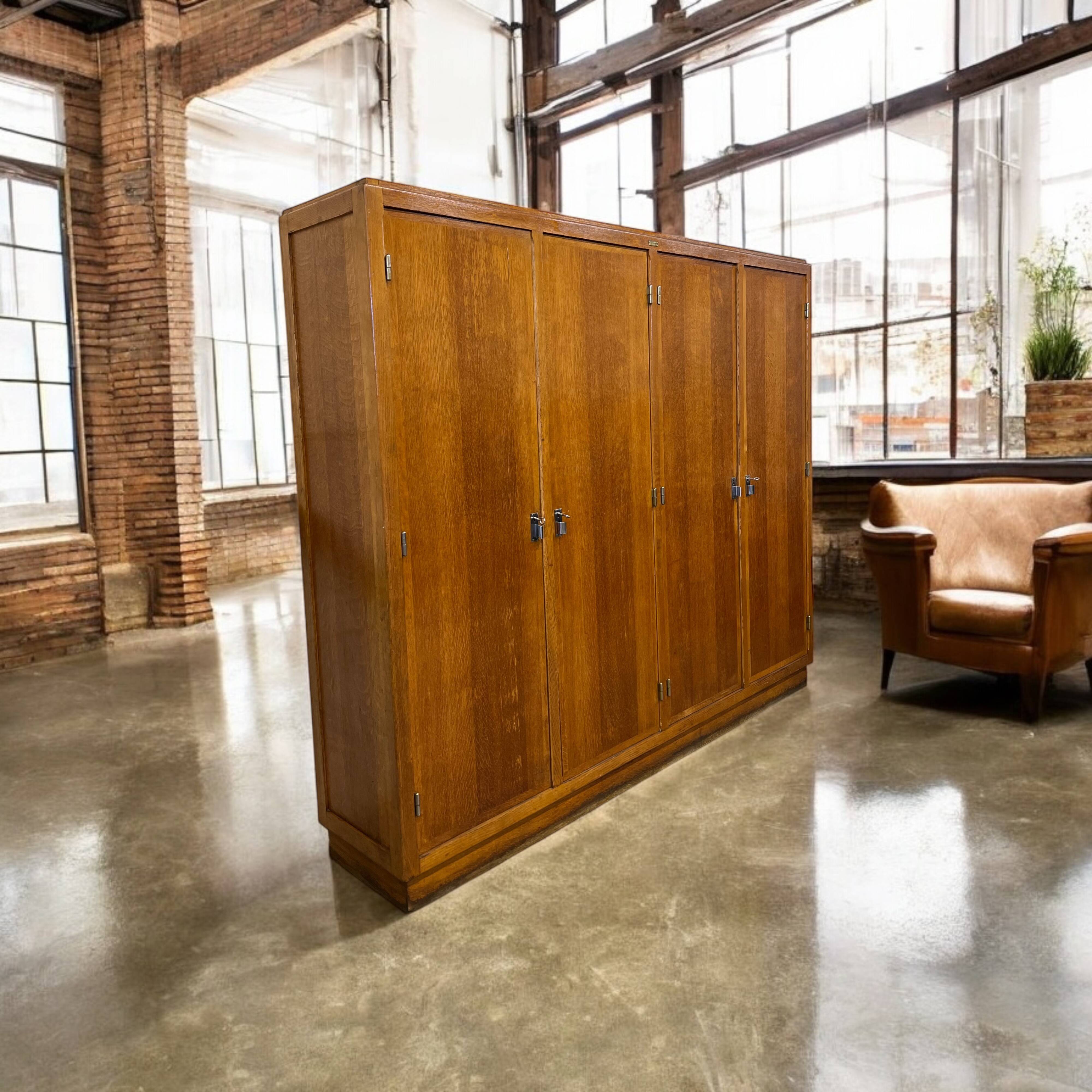 Armoire XL à étagères, classeur armoire vintage