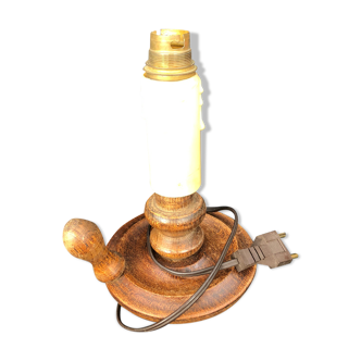 Lamp base