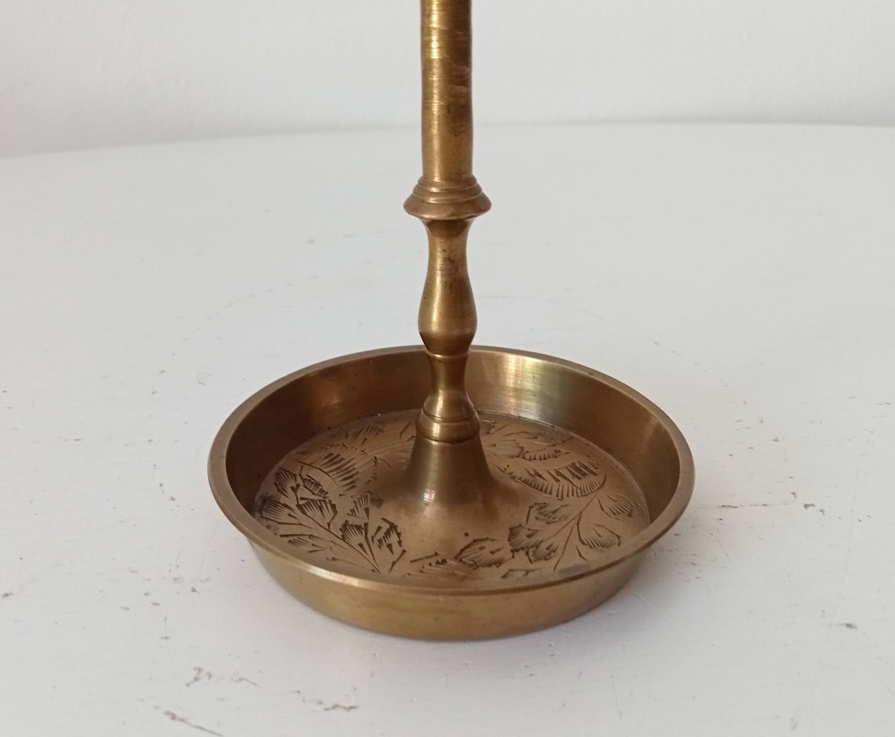 Vintage candle holder in solid gold brass