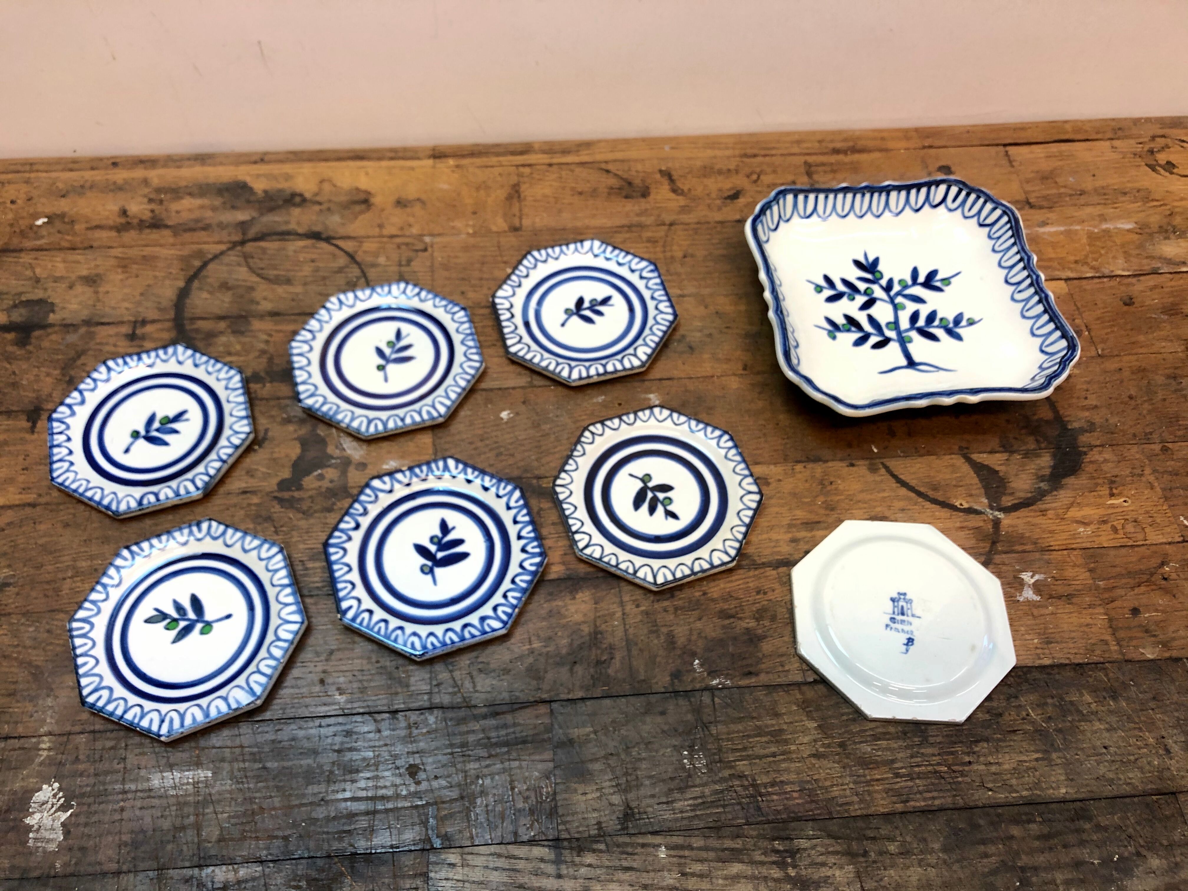 Glass underside and ceramic ramekin Gien France 60s