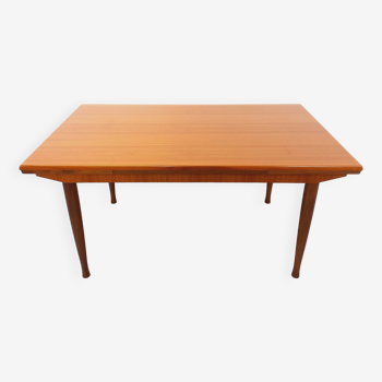 Vintage Scandinavian style dining table from the 50s and 60s in teak with extensions