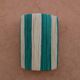 Applique murale rayé vert sapin et beige en raphia naturel