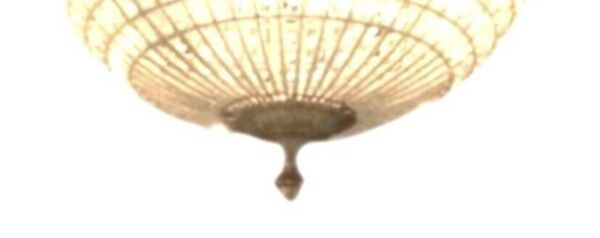 Lustre en cristal, globe en cristal