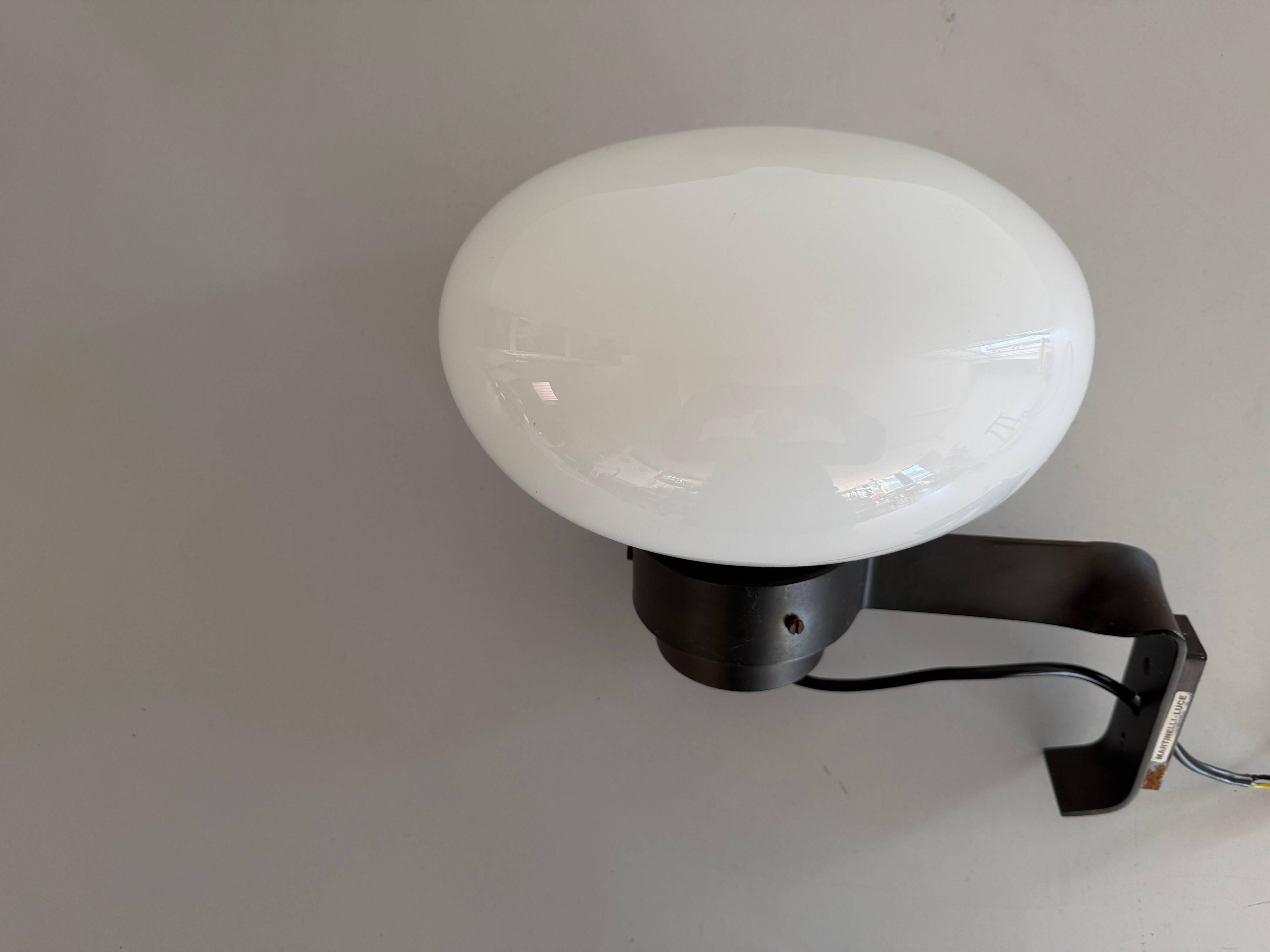Applique simple par Elio Martinelli pour Martinelli Luce, 1970, Italie